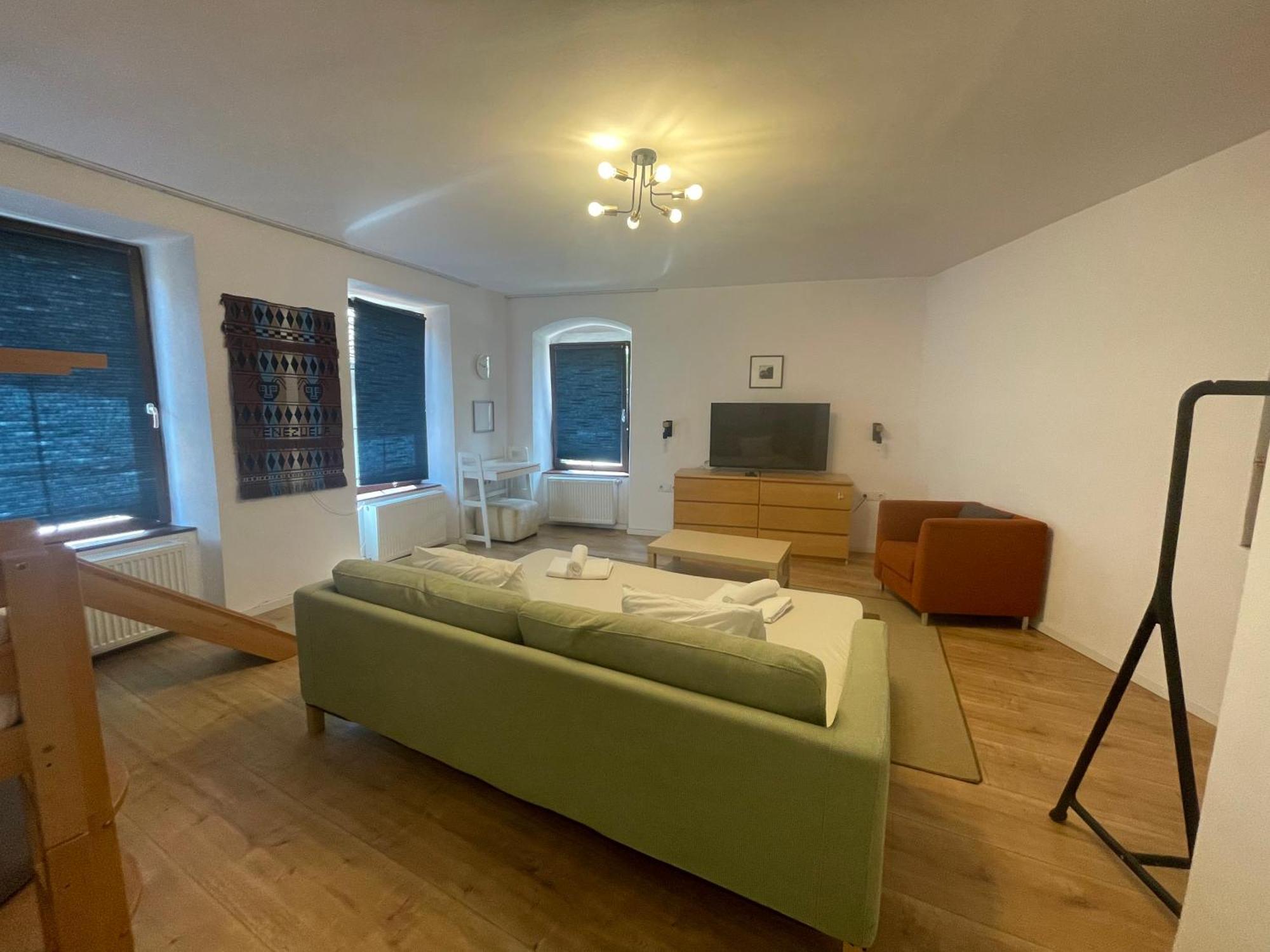 Central Retro Apartment Сибиу Экстерьер фото